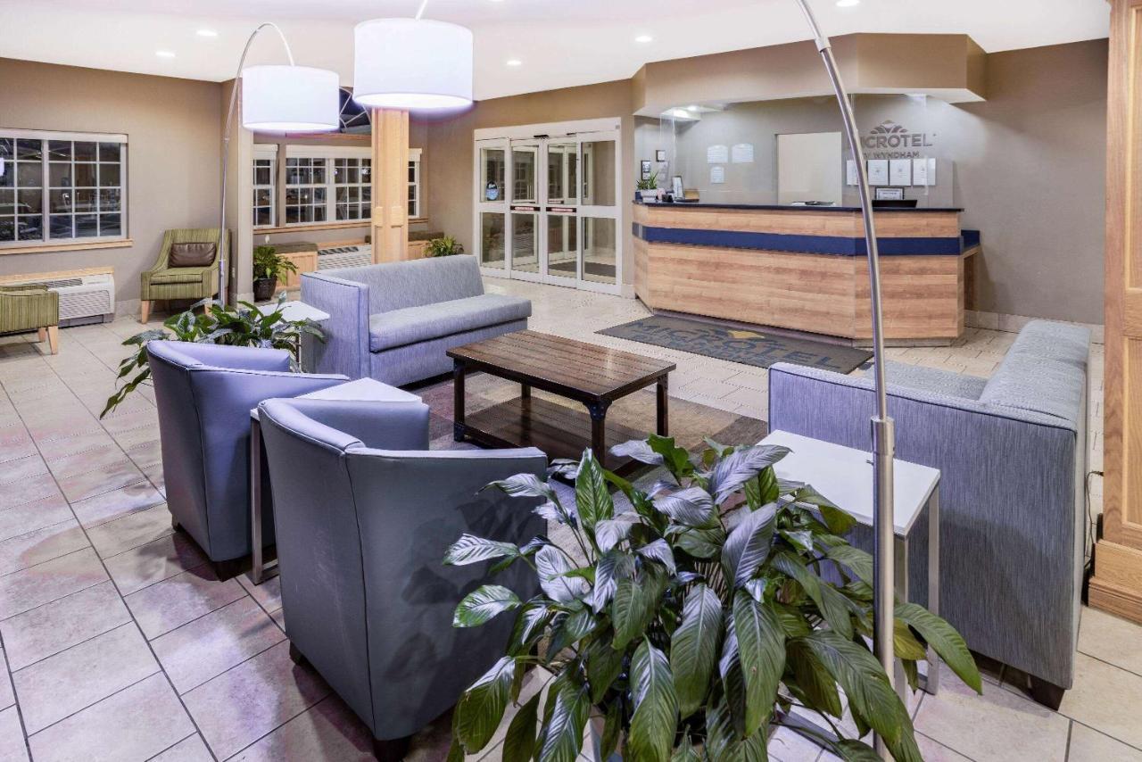 Microtel Inn & Suites By Wyndham Johnstown Exteriér fotografie
