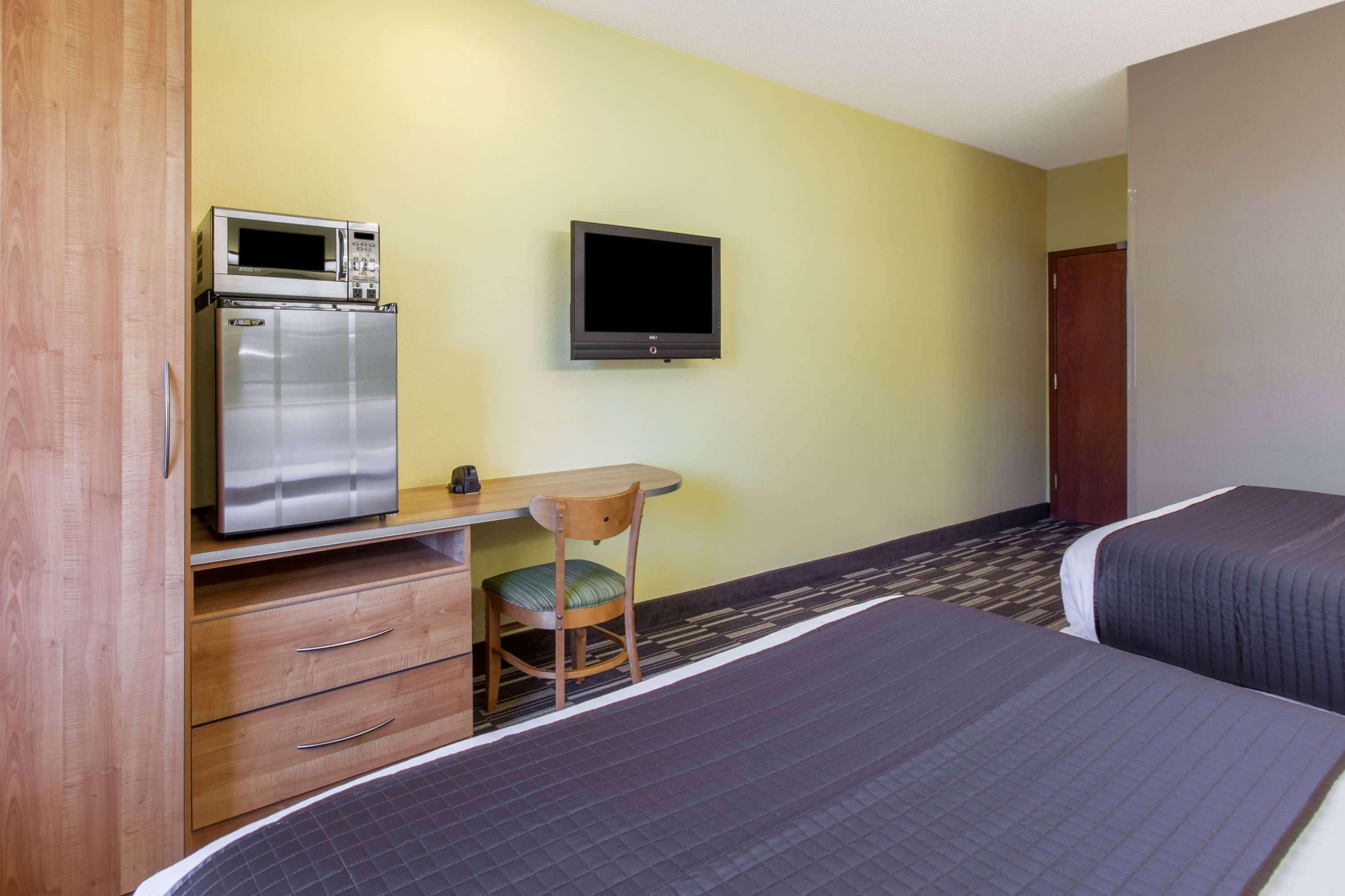 Microtel Inn & Suites By Wyndham Johnstown Exteriér fotografie