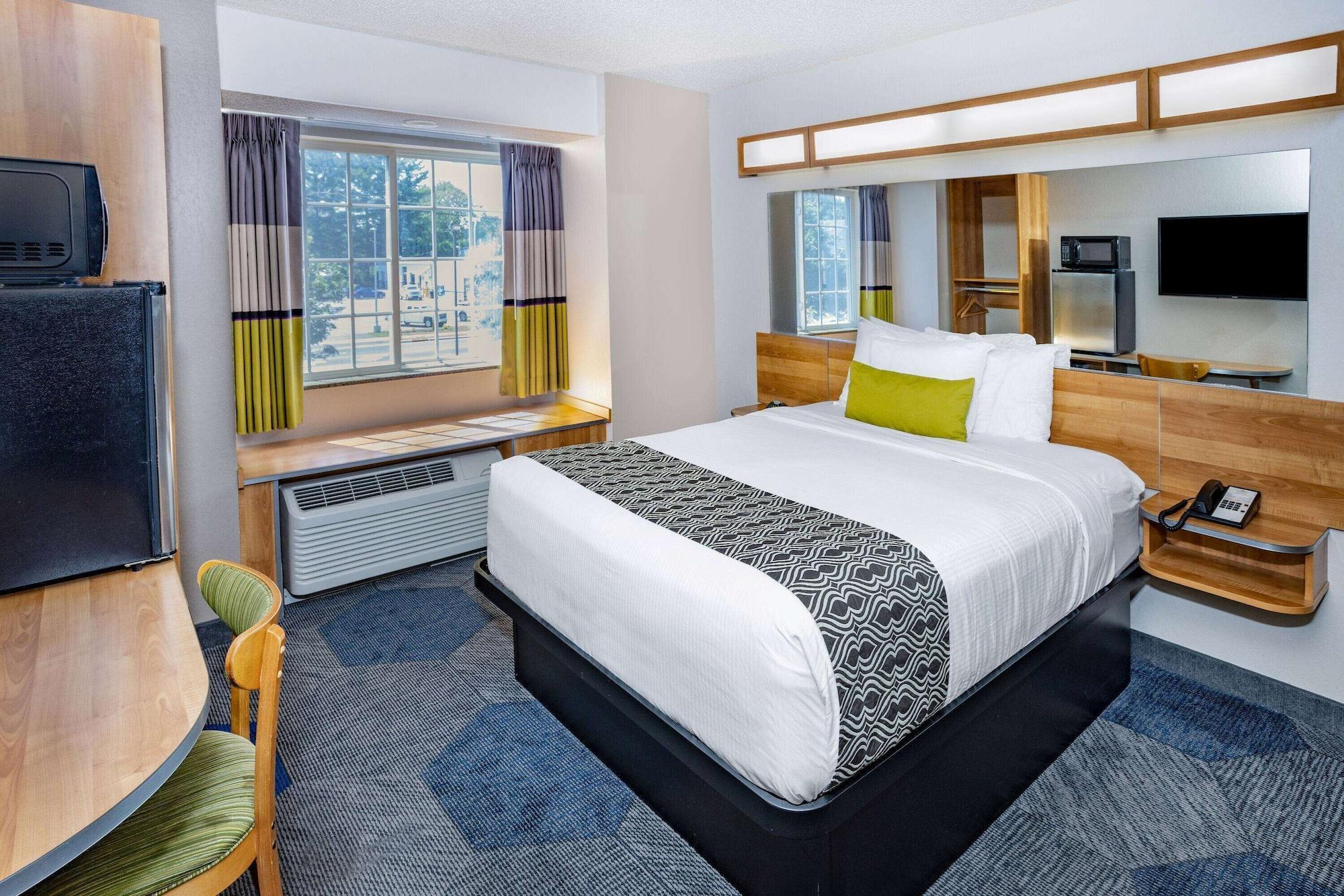 Microtel Inn & Suites By Wyndham Johnstown Exteriér fotografie